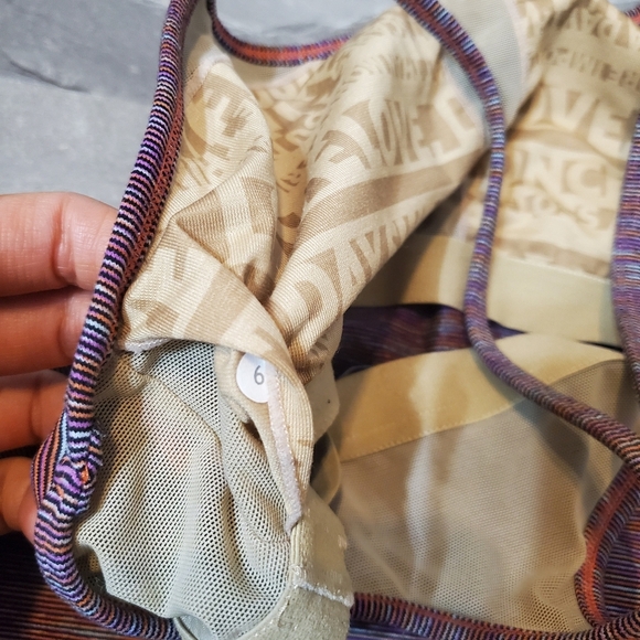 Lululemon Power Y Tank. Wee Are From Space Black March Multi. Size 6. - Picture 8 of 10